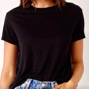 American Rag Black Short Sleeve Crewneck Tee